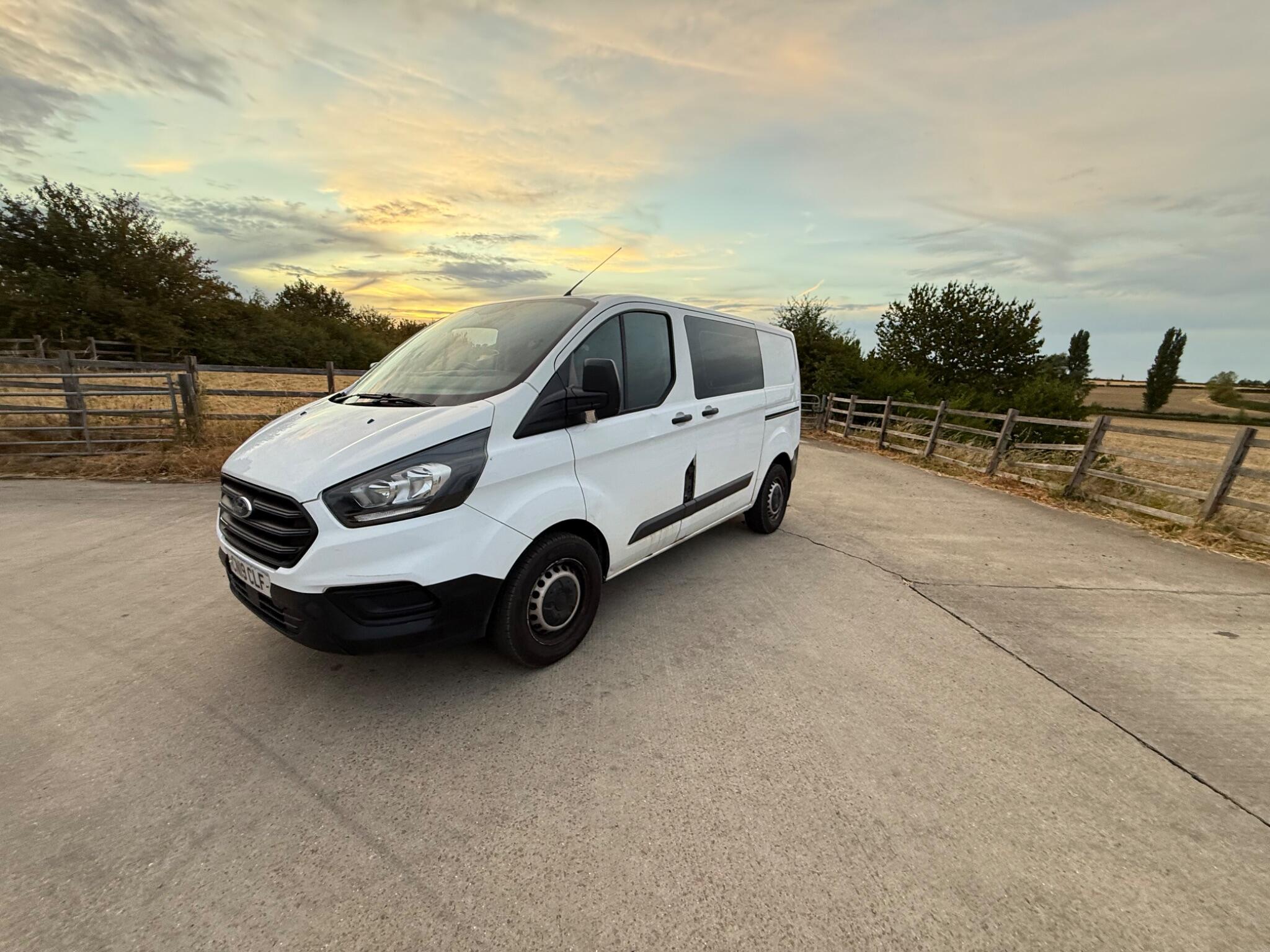 Ford Transit Custom 2.0 320 EcoBlue L1 H1 Euro 6 5dr — photo 49 of 82